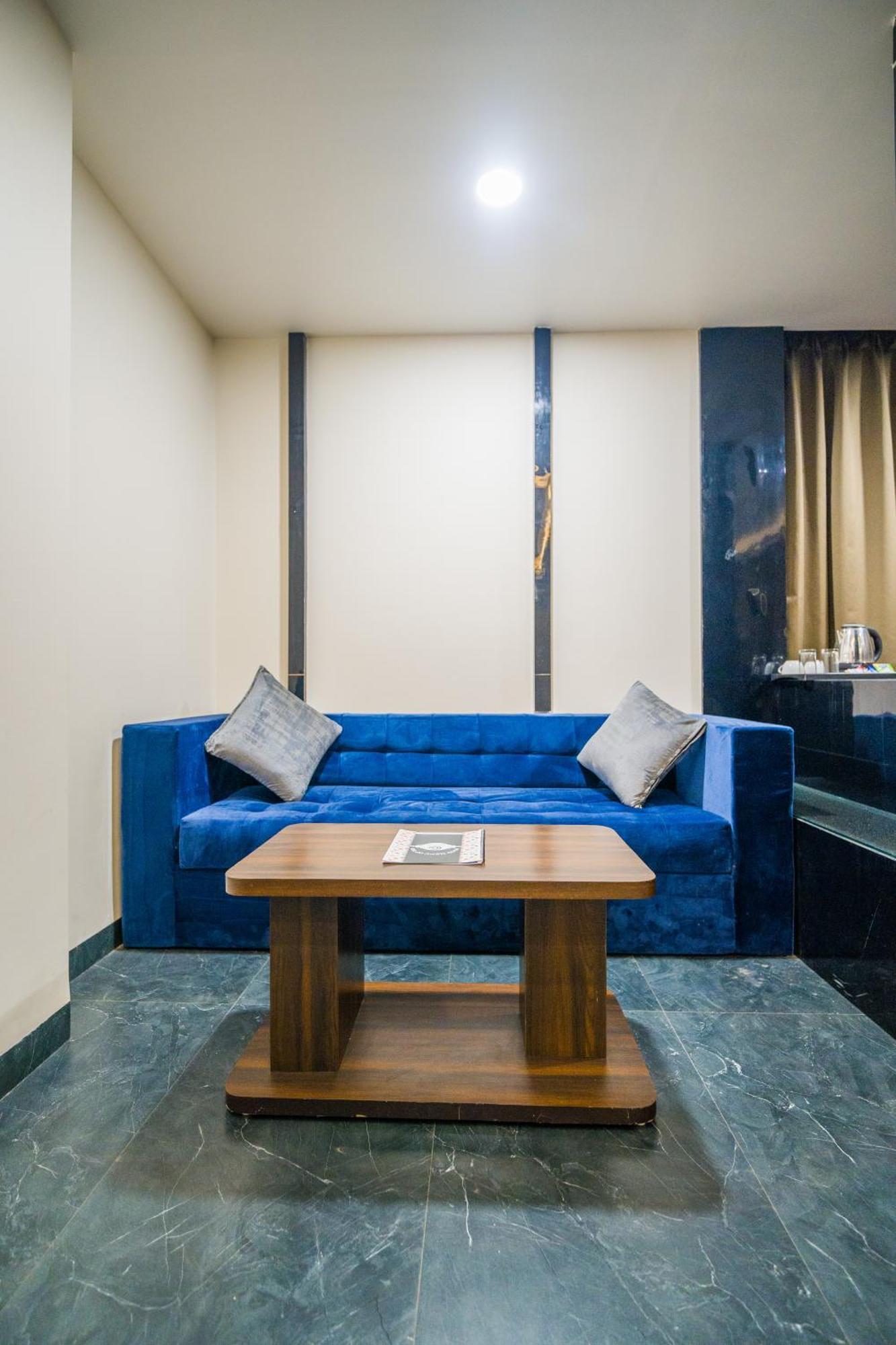Hotel Kanha Shree By Cosmos Green Indore Ruang foto