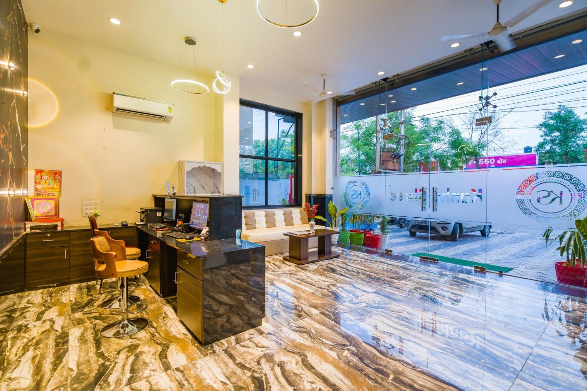 Hotel Kanha Shree By Cosmos Green Indore Bagian luar foto
